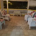 Superbe Bungalow De 3 Cac Entre Plage Et Montagne!